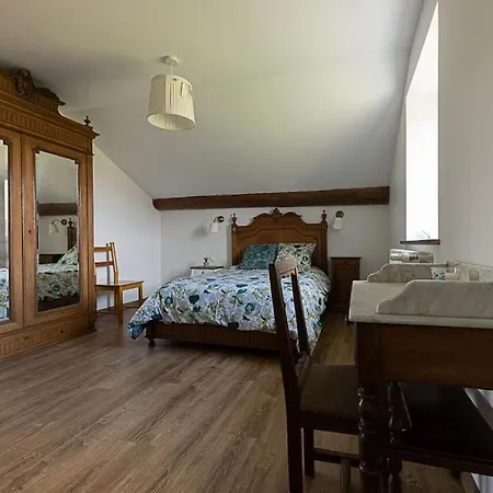 Aux Draps De Foin Nyaraló *