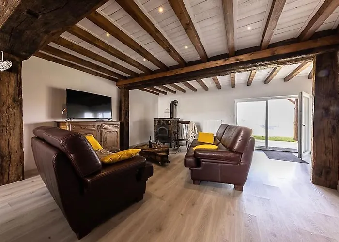 Aux Draps De Foin Holiday home *